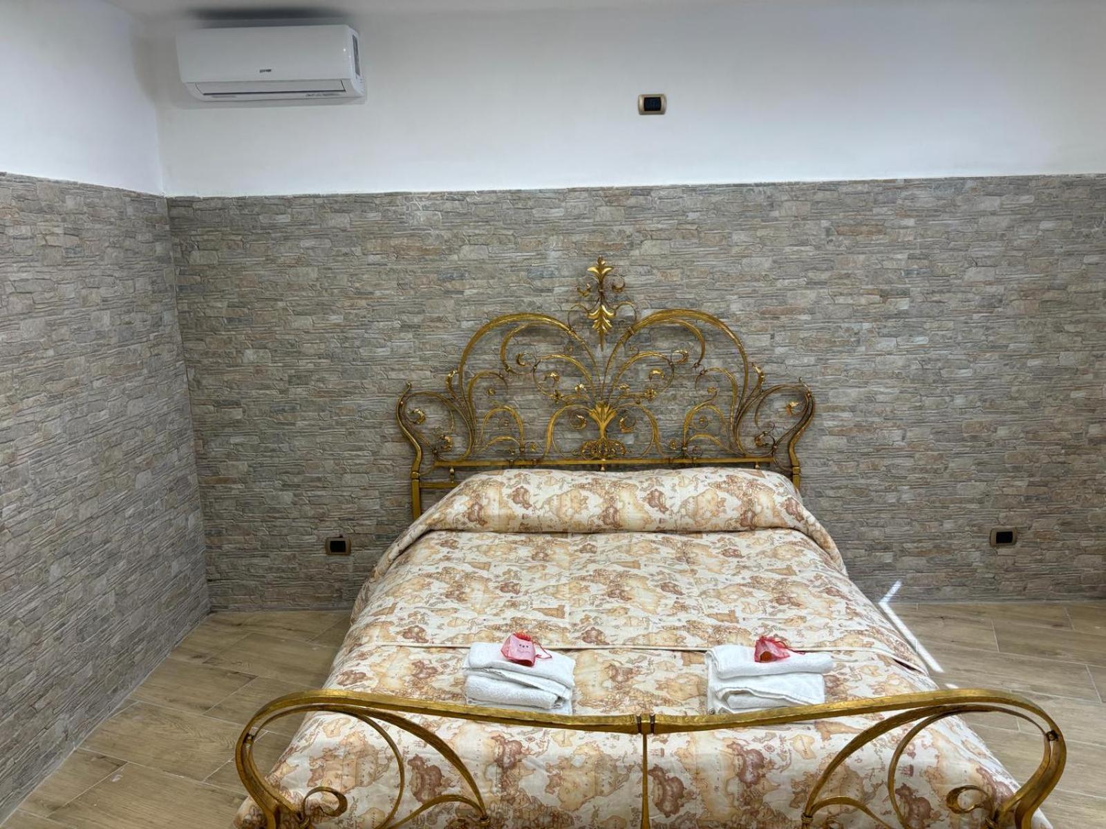 B&B La Storia Bari Exterior foto